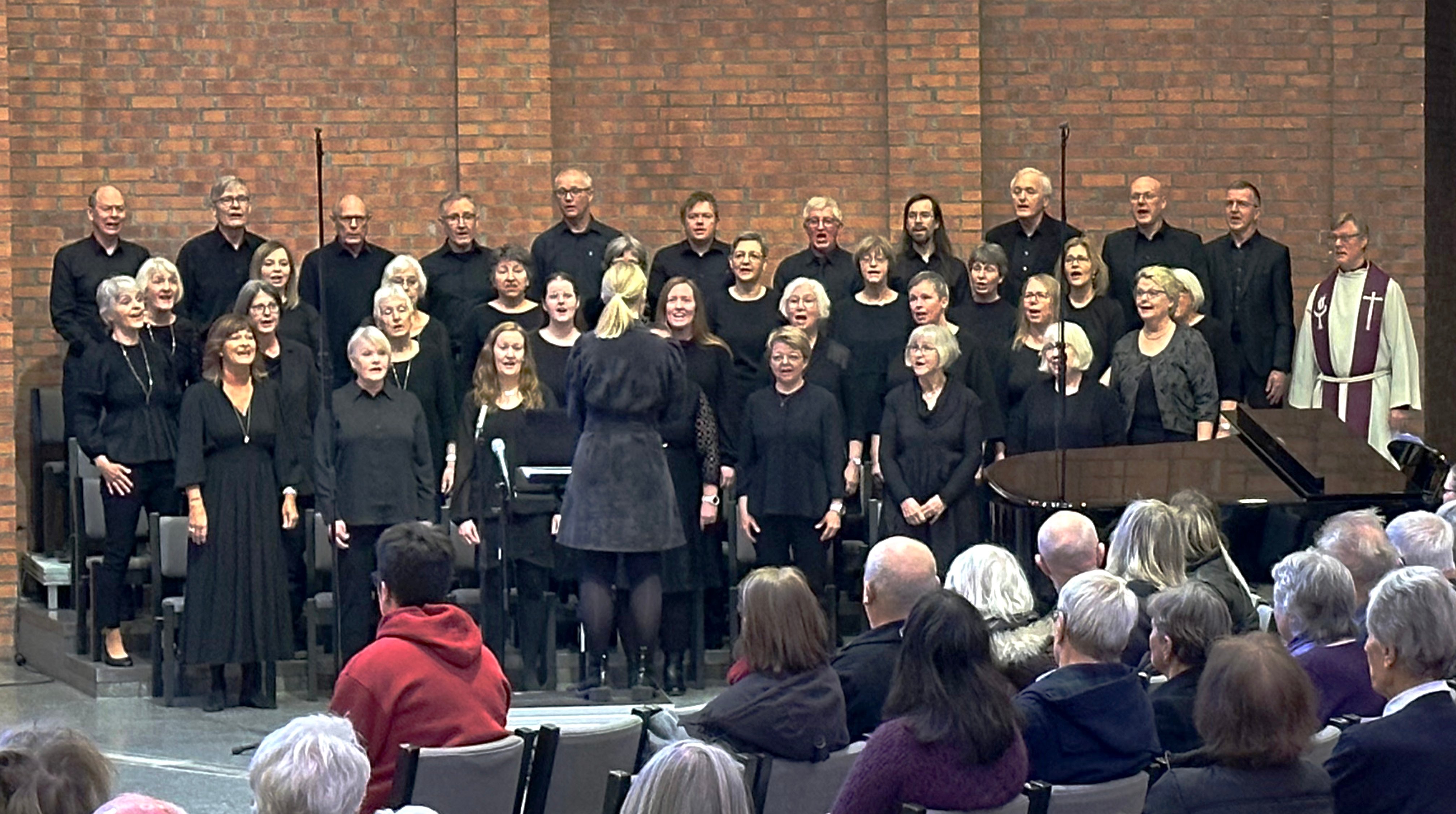 Søm kirkekor synger i Søm kirke