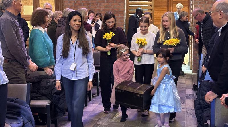 Innmarsj til Barnas påskefest