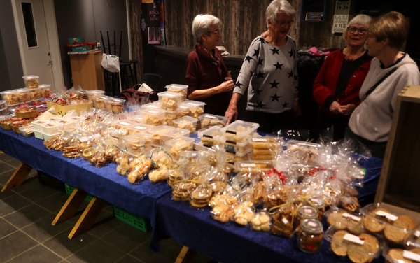 Kakeboden bugner av godsaker