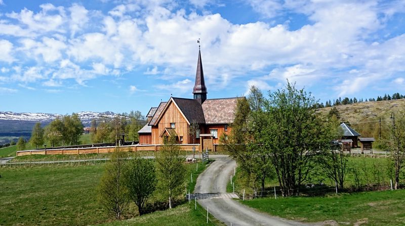 Innset kirke 1642 / 2000