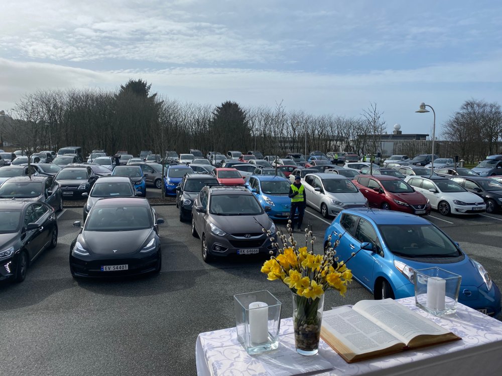 Eksempel på Drive-in gudstjeneste fra Stavanger