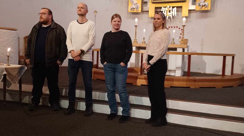 Det nye menighetsrådet ble presentert på gudstjenesten. Ann Kristin Bakkemo og Inger Strand var ikke tilstede.