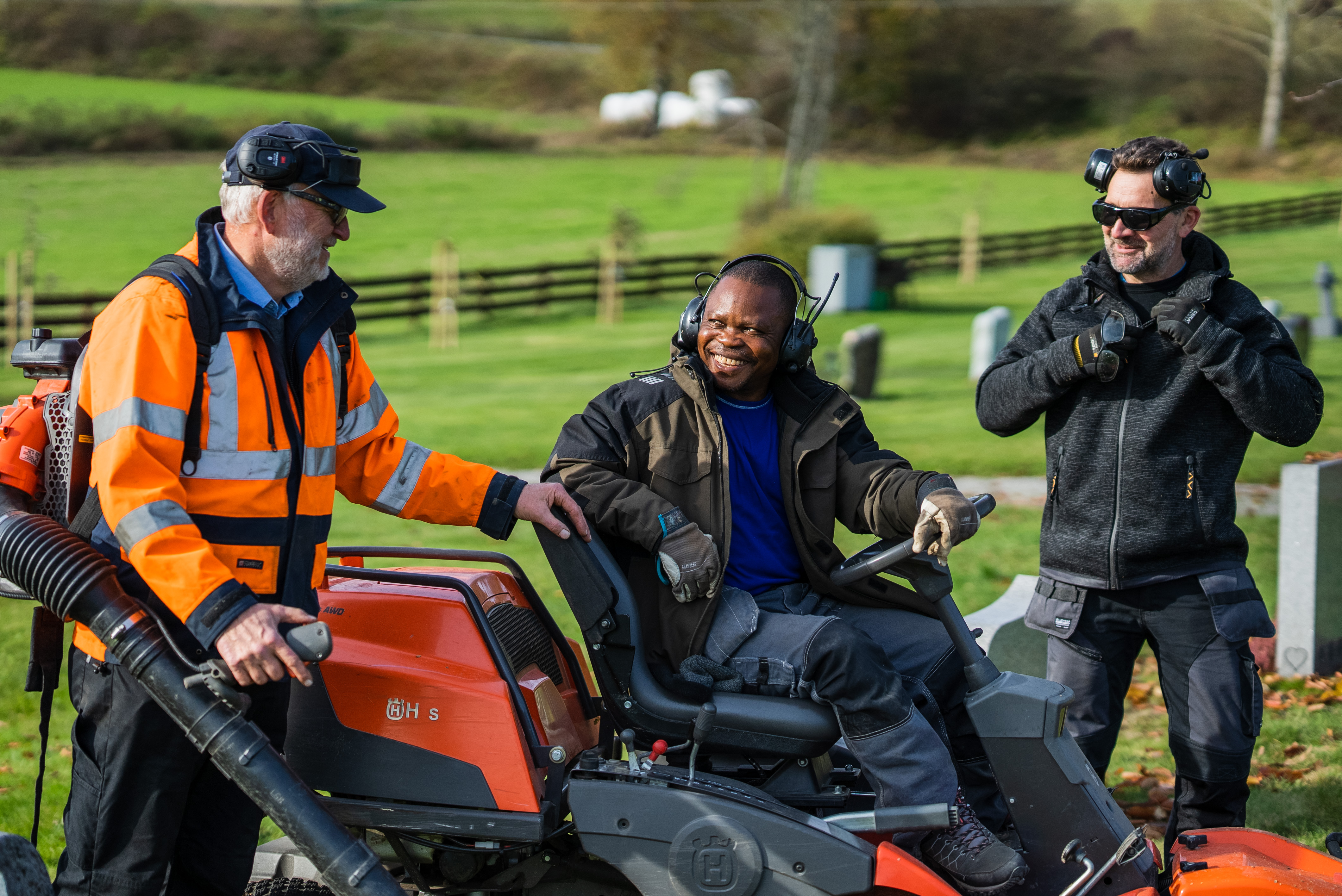 Sesongarbeidere og sommervikarer - kirkegårdsdrift