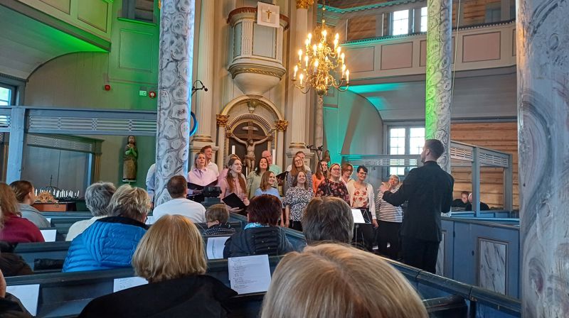 Tilbakeblikk: Konsertkveld i Buvik kirke