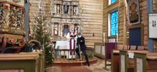 Anders kantor forbereder til filming av gudstjenesten