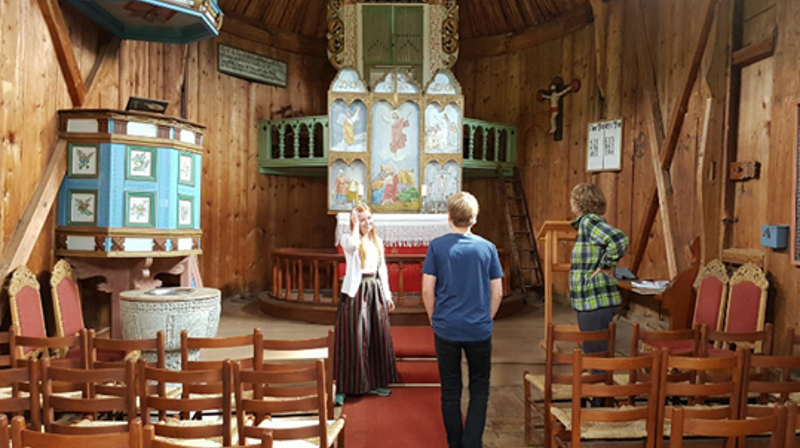 STAVKIRKENE I SØR-AURDAL SØKER OMVISERE/GAIDER