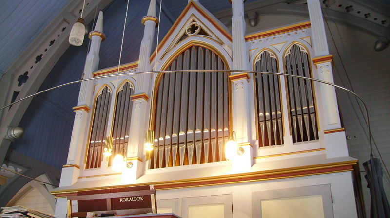 40 år med musikk i sorg og glede