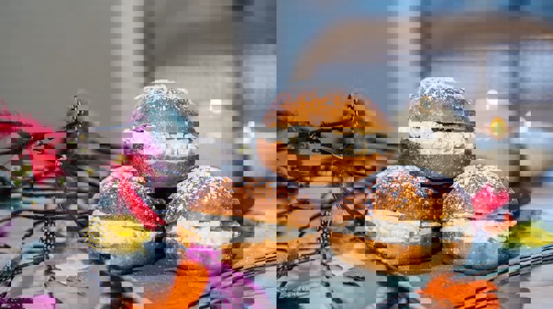 FASTELAVNSSØNDAG 27.3. MER ENN BOLLER