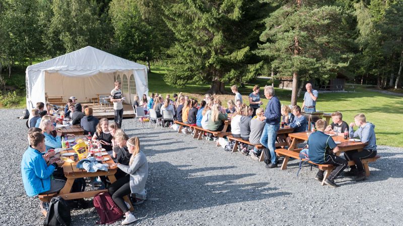 Konfirmant kick-off på Langmyra i Liabygda.