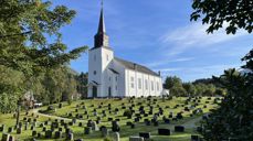 Førde kyrkje blir stengt for aktivitet ein periode i sommar
