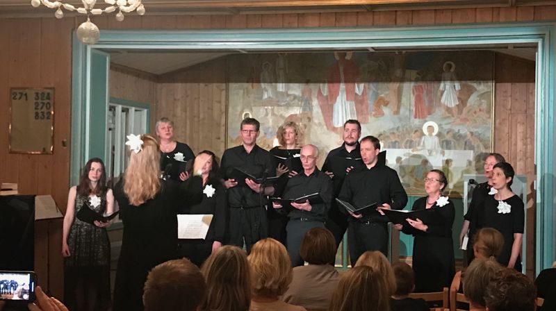 Kullstrupene, Longyearbyen blandakor synger. Foto: Jovna Z. Dunfjell