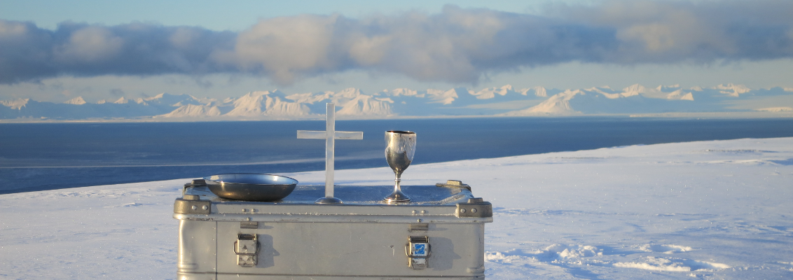 Toppbilde for Svalbard Kirke