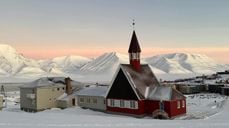 Svalbard kirke, foto: Hilde Maria Nicholaisen