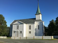 Bratsberg kirke, aug 2016, Foto: Nils Jørgen Brå