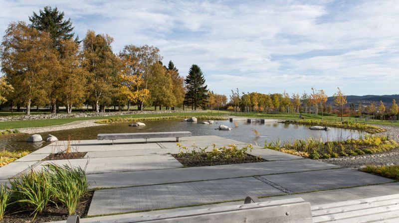 Vannspeil, Havstein kirkegård