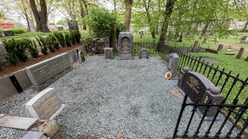 Rehabilitert gravsted på Domkirkegården 2017