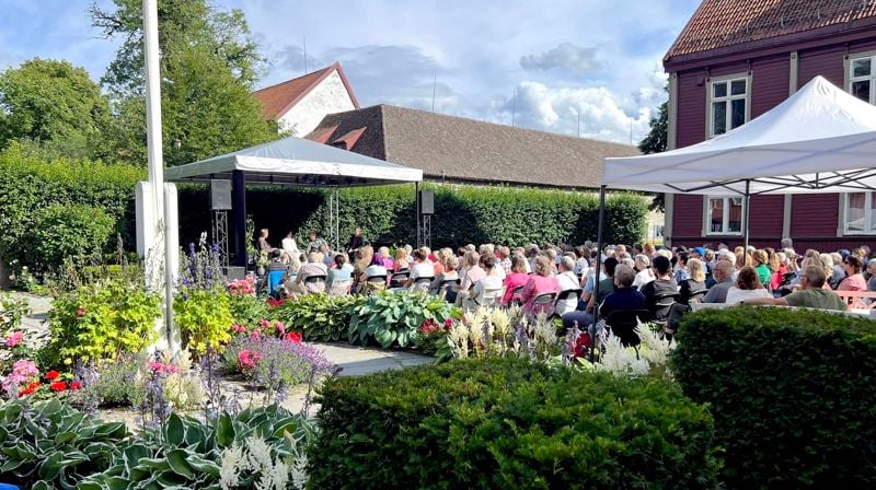 Nysgjerrig på hva kirka har å by på under Olavsfest? Her finner du alt du trenger å vite!