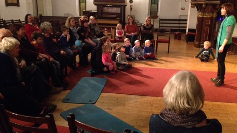 Gratis middag og fortellerkveld