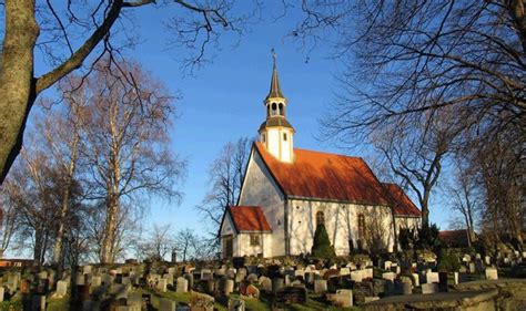 Gudstjeneste på nyttårsaften i Lade kirke