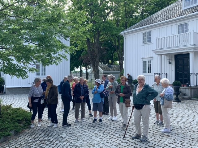 Menighetens hyggetreff har vært på vårtur til Fosen!