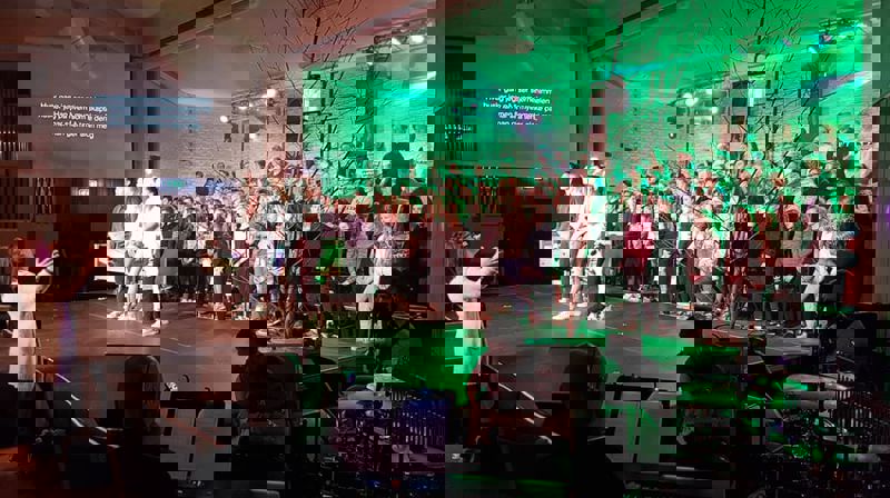 Æ e - vi e