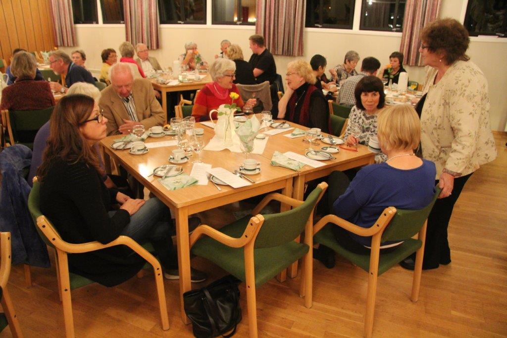 Formiddagstreff i Aktivitetssenteret