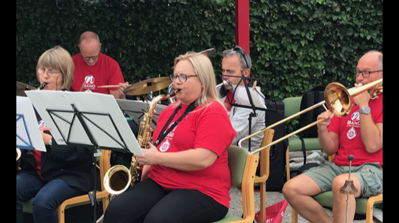 Nok en suksess med LADEDAG i LADEPARKEN
