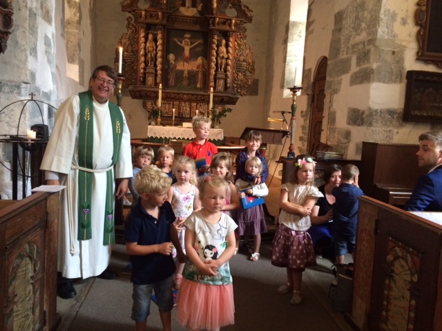 4-åringene fikk "Min kirkebok"