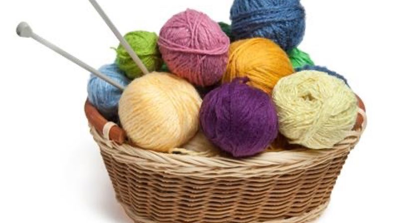 Den siste onsdagen i måneden er det strikketreff i Tempe kirke