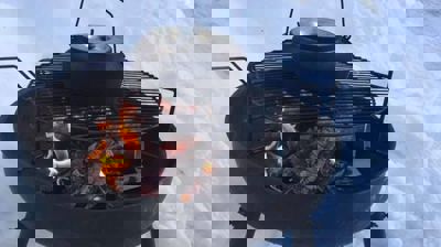 Vi fyrer opp bålpanna utenfor menighetssenteret kl. 11.00-13.00 hver onsdag!