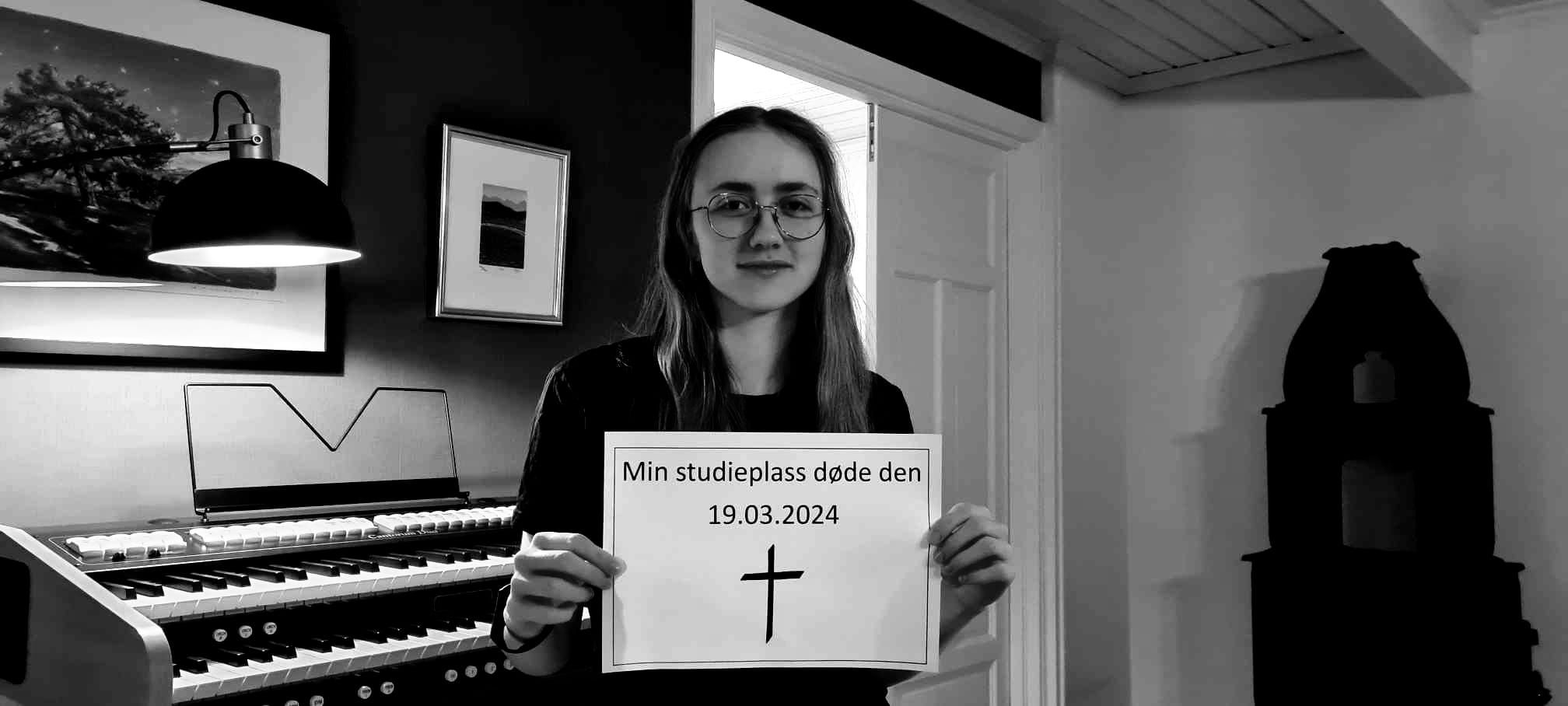 Sterkt budskap: Orgelstudentene ved NTNU brukte sterke virkemidler da nyheten om at utdanningen deres skulle avvikles. Foto hentet fra facebook-siden til Kirkemusikk- og orgelstudium ved NTNU i Trondheim
