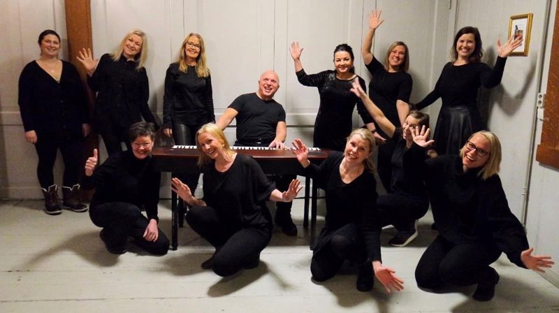 Konsert med Voices og Trysil Storband
