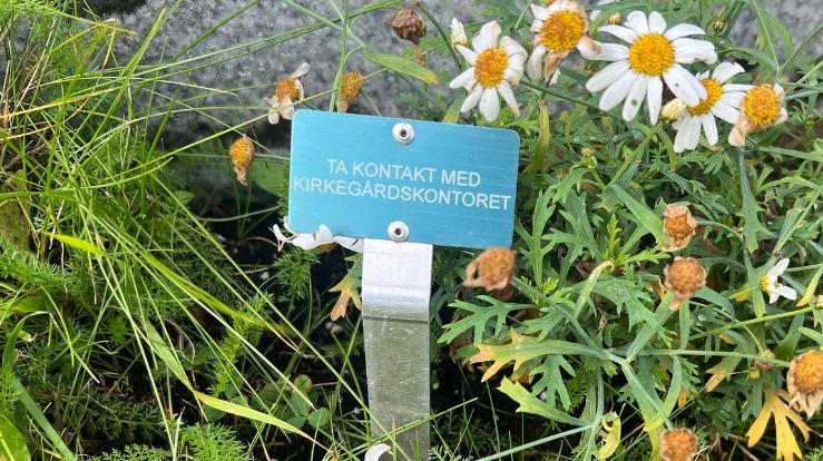 Varslingsmerker på gravplasser, Foto Tysfjord og Hamarøy menighetsråd