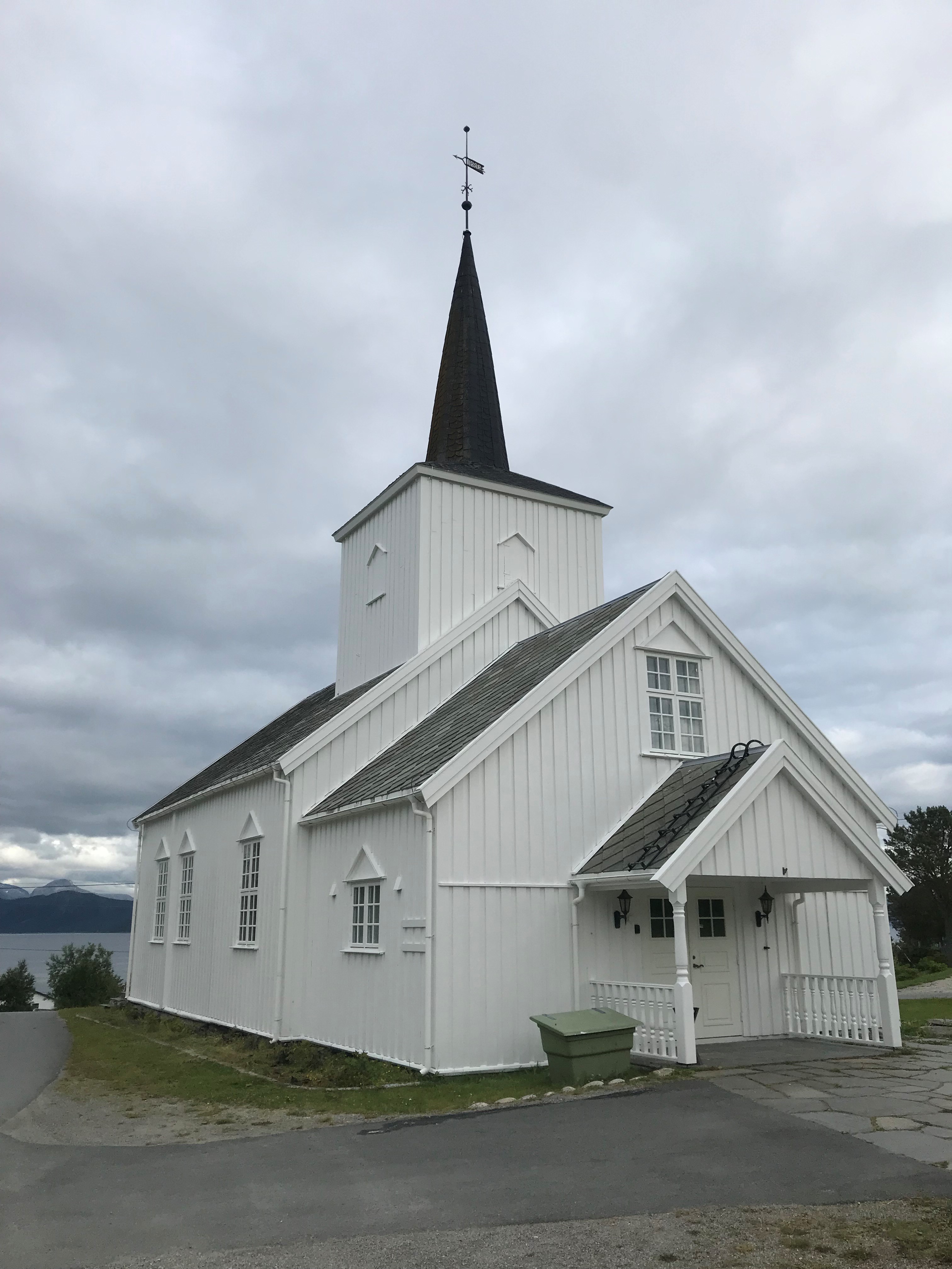 Velkommen til gudstjeneste i Korsnes kirke