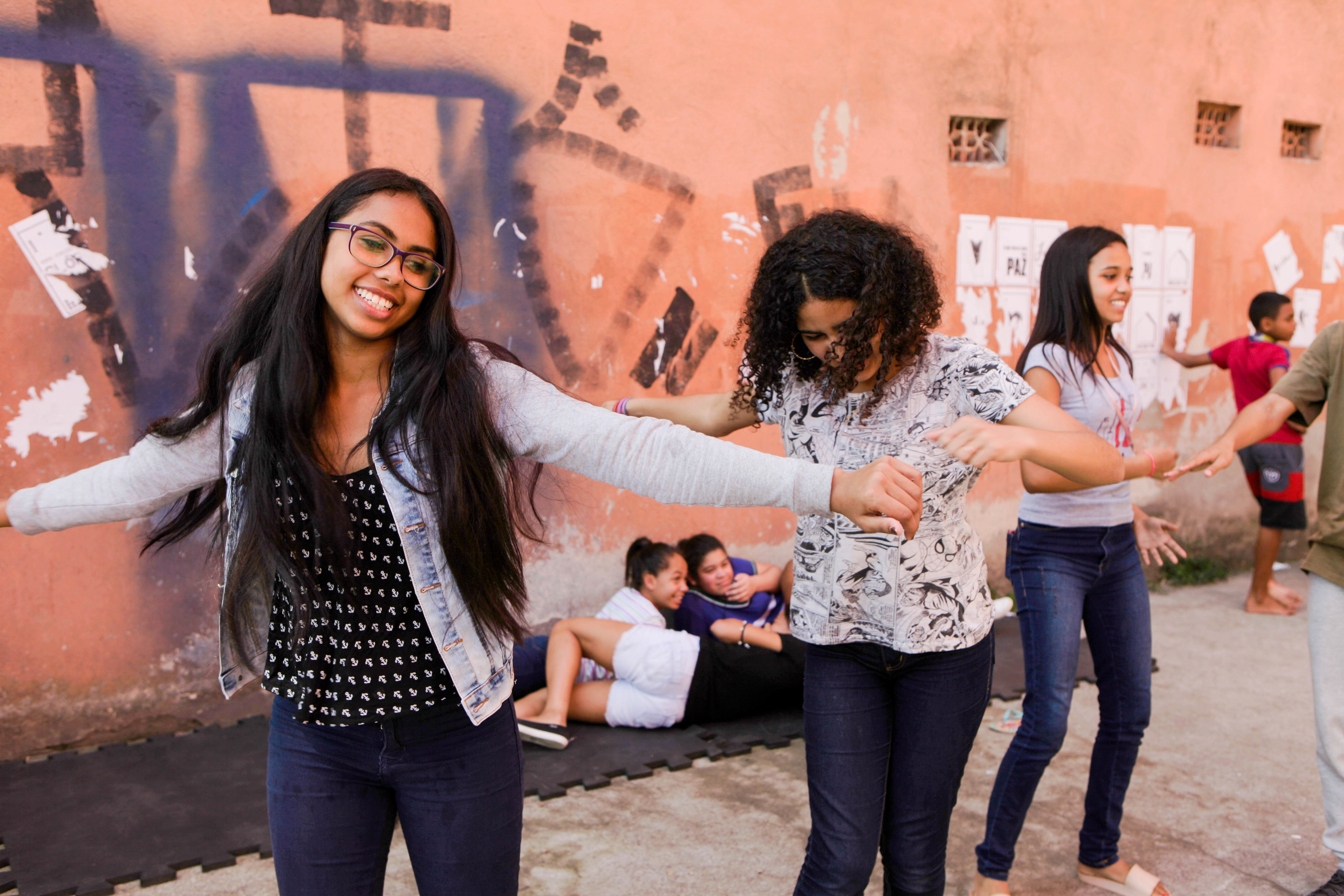 Ungdommer i Misjonsalliansens arbeid i Brasil. Bildet er fra et barnesenter i Sao Paulo.