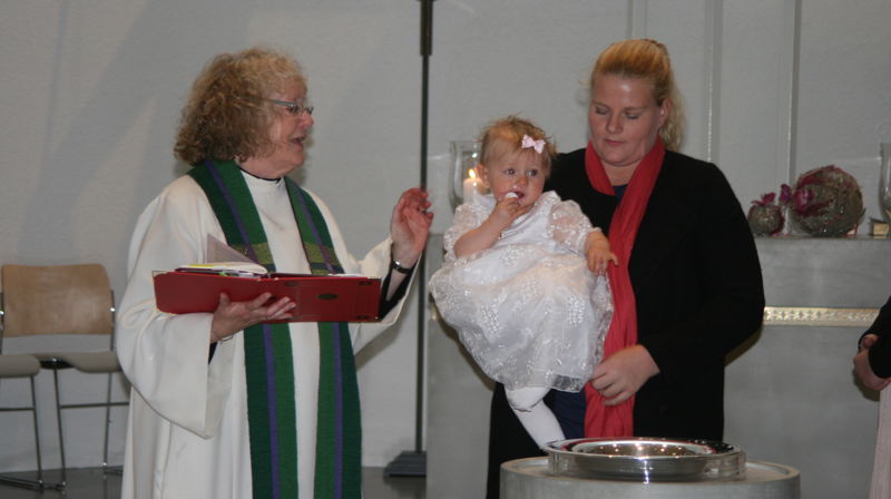 Vellykket dåpsfest i Jessheim kirke