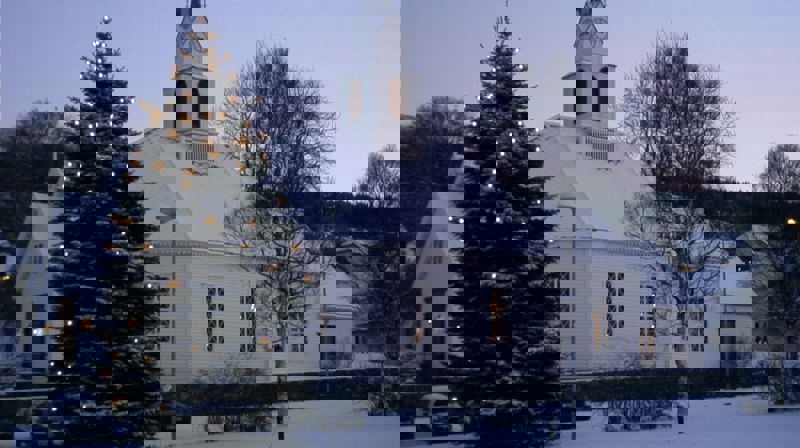 Jul i Ulstein kyrkje