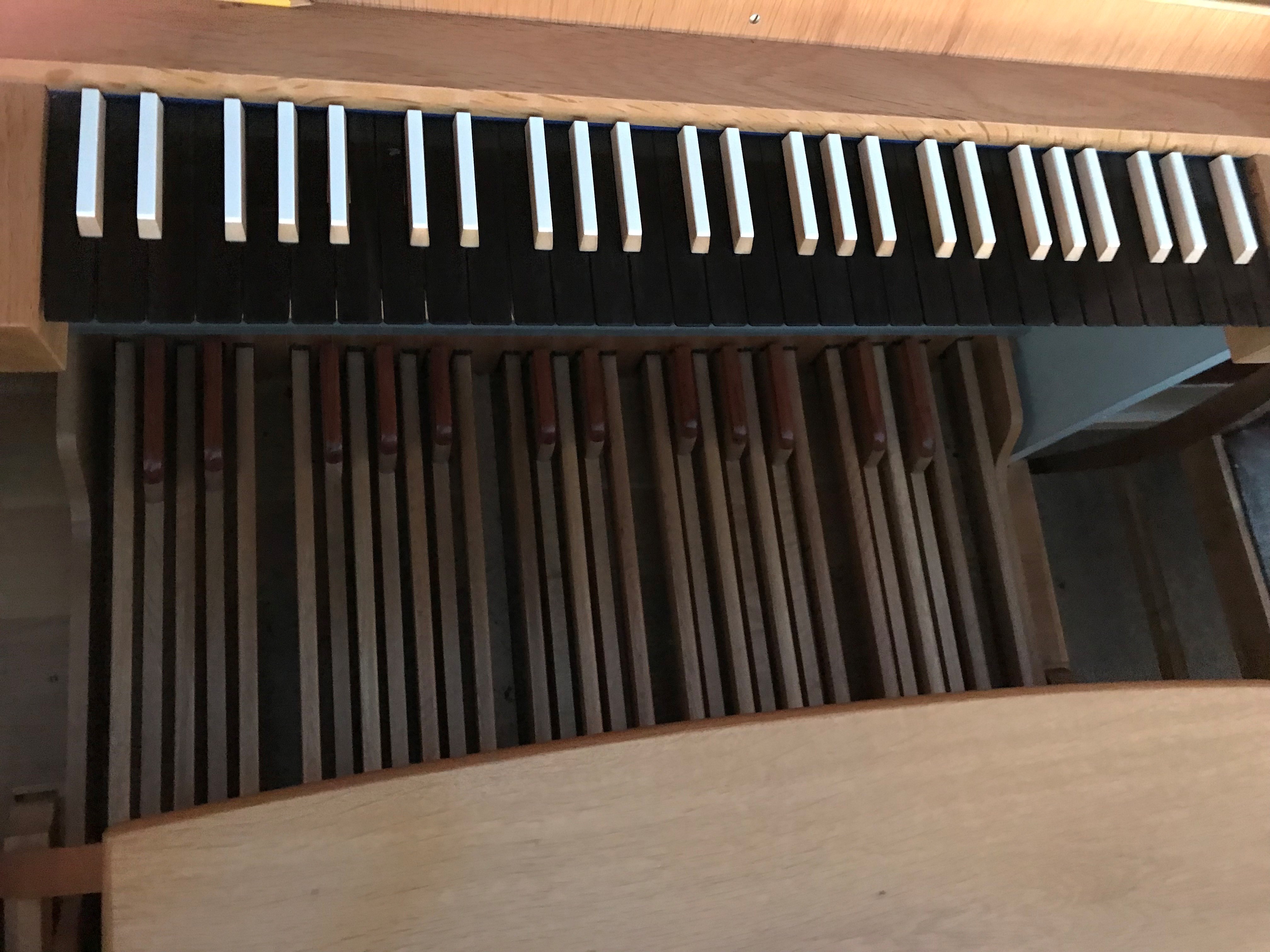 Instrument i Eksingedalen kyrkje