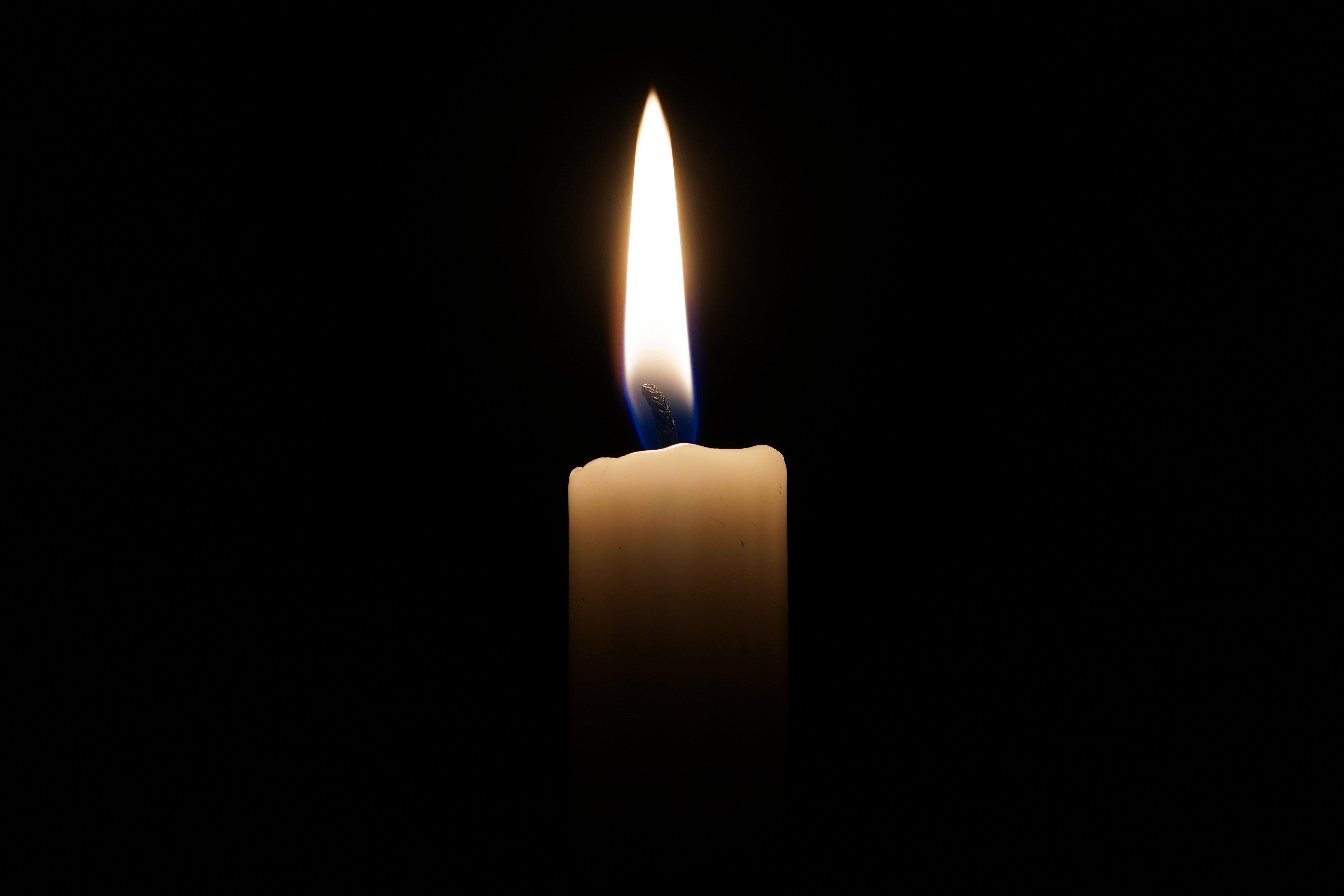 candle-2038736.jpg