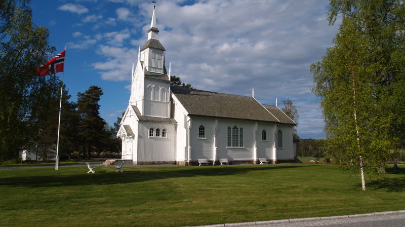 Gudstjeneste i Svinndal kirke søndag 27. juni.