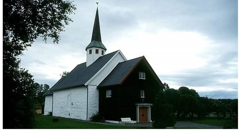 Gudstjeneste i Våler kirke 18. juni.