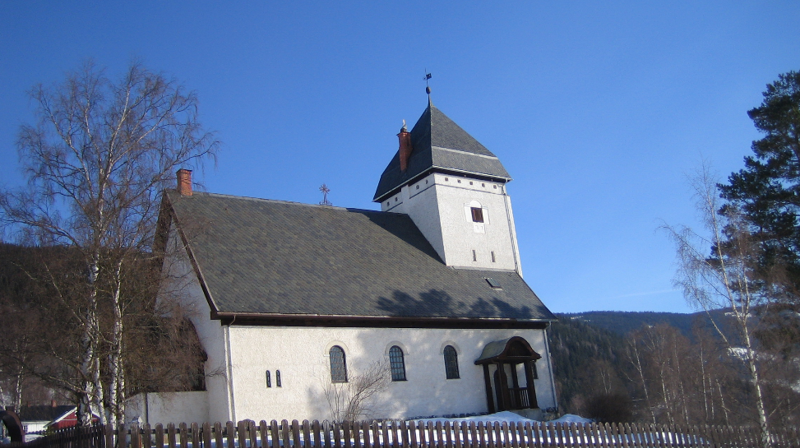 Lomen kyrkje