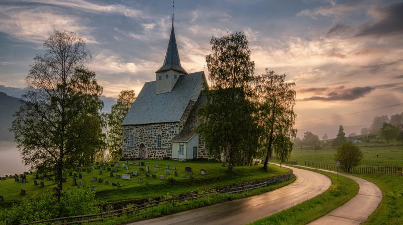 Bilgrimsferd og kyrkjesafari i Valdres