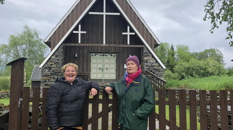 Fellesrådet på befaring ved kyrkjene!