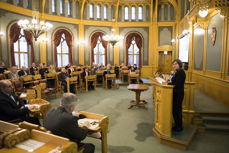 Preses Helga Haugland Byfuglien holdt innledende hilsen ved reformasjonsseminaret. Foto: Stortinget.