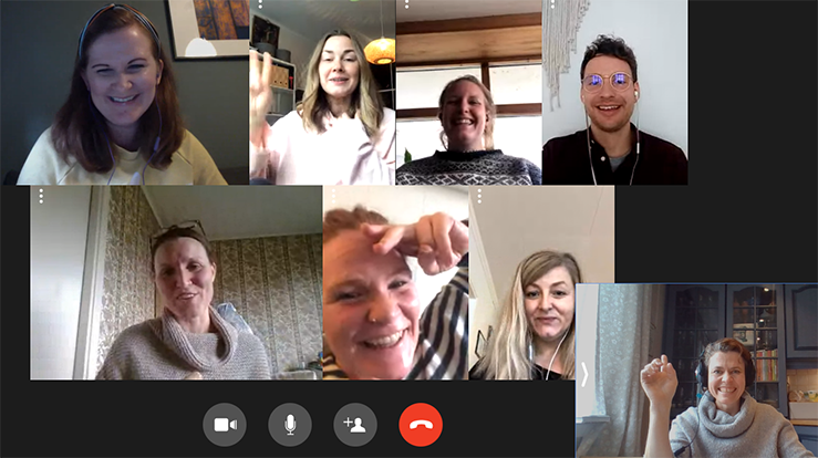 Slik ser 13-20-gjengen ut når de samhandler på Teams. (Skjermdump)