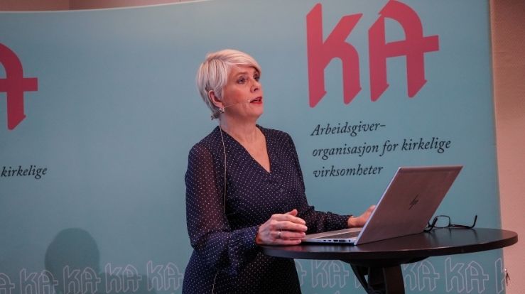 Kirkerådsleder Kristin Gunleiksrud Raaum på Kirkelederkonferansen 2. november 2021