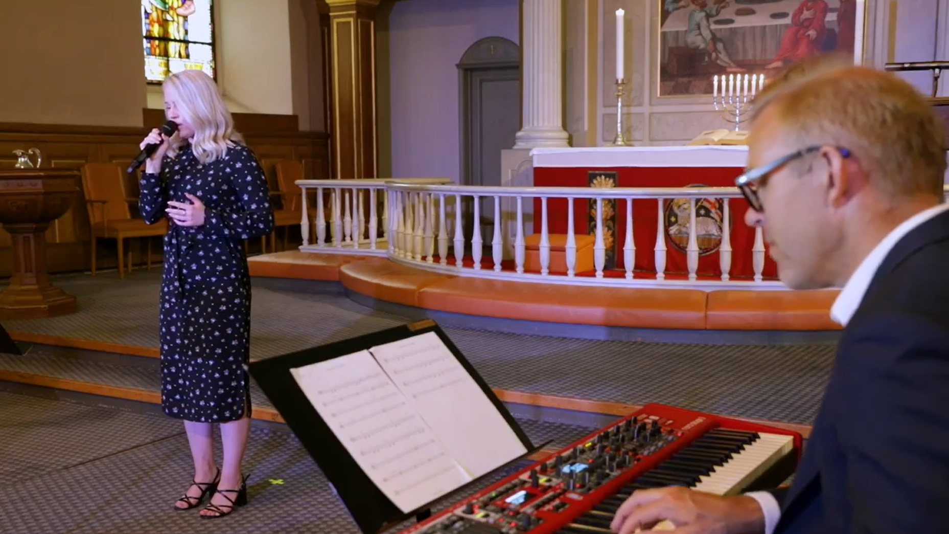 Sommerandakt fra Østre Fredrikstad kirke. Musikk ved organist Dagfinn Klausen og solist Oda Gondrosen.