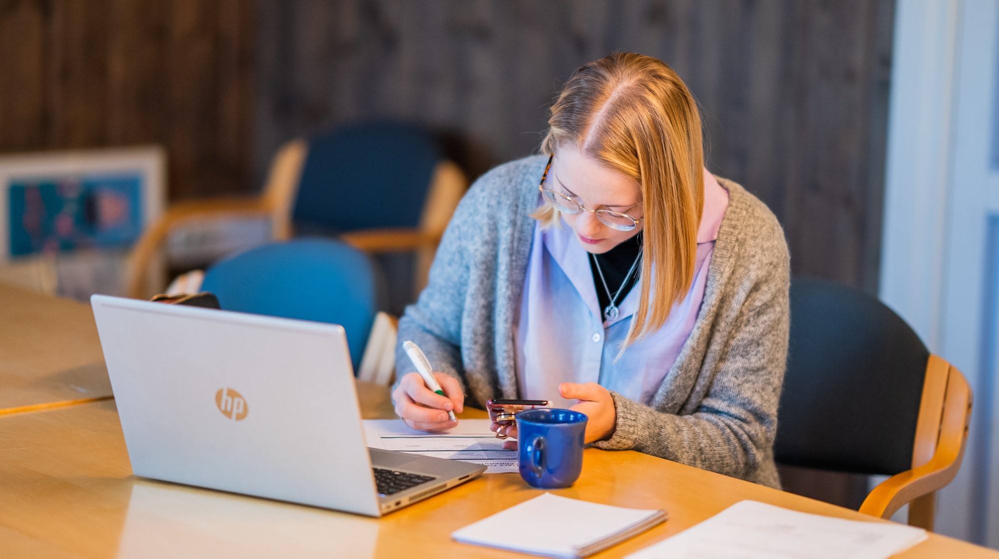 Målet med kurset er å gi en lettbeint og grunnleggende innføring i viktige temaer for alle som skal begynne å jobbe i kirken eller som har jobbet der en stund og kan trenge en oppfrisker.  Foto: Torstein Kiserud/Den norske kirke