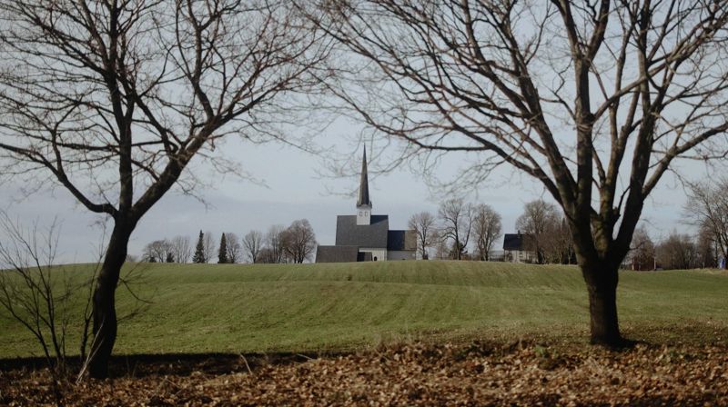 Stange kirke er blant dei som fekk tilskot til kyrkjebevaring i 2024. Foto: Malin Longva / Den norske kyrkja.